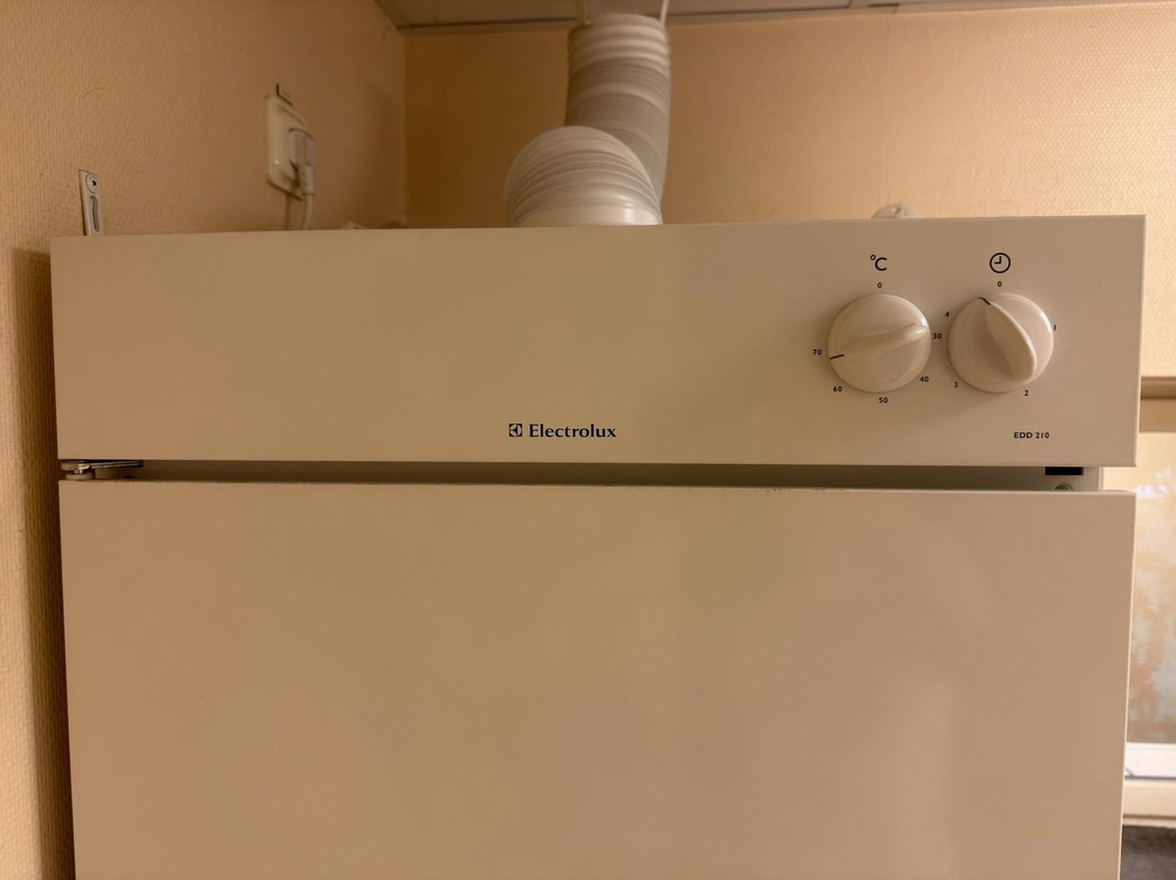 Electrolux EDD210 drying cabinet, 2000 W