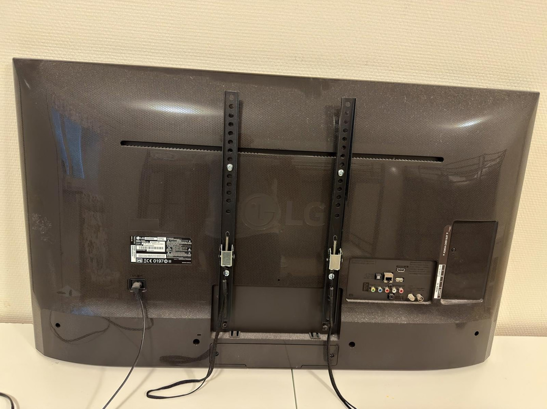 TV LG 43UH668V, 43 tum, 4K
