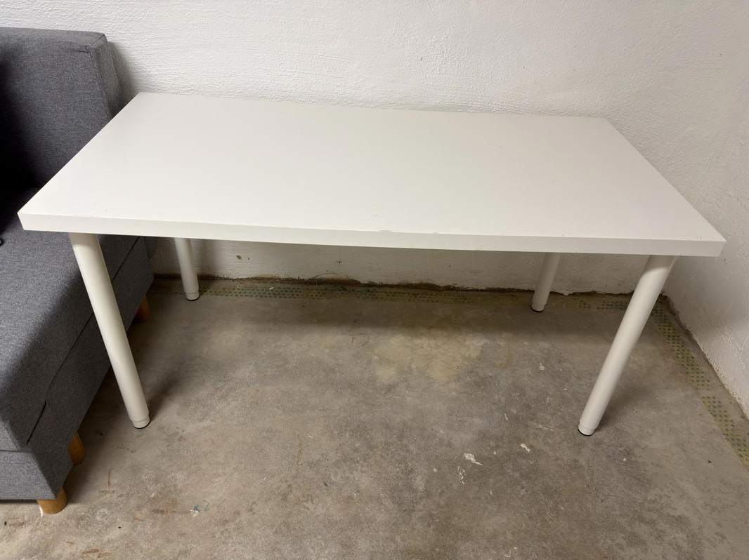 Bäddsoffa och div möbler