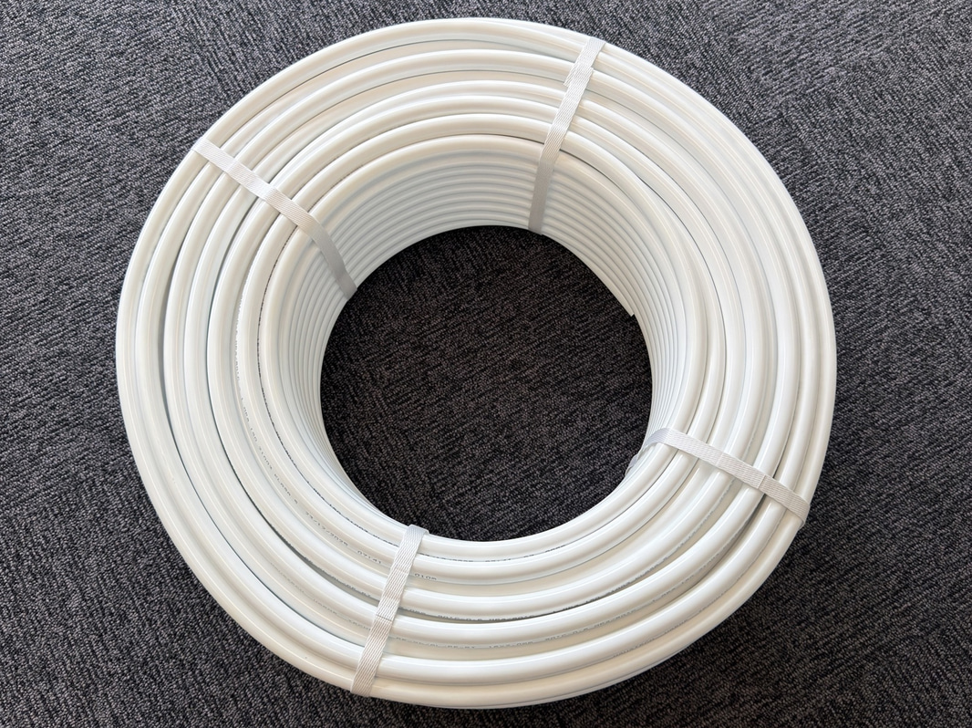 800 m Alupex golvvärmerör, PEX/AL/PE, 16 x 2,0 mm, flerlagersrör