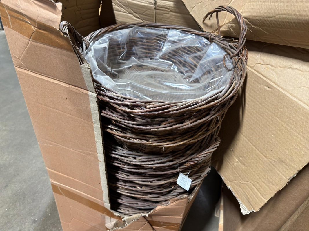 Baskets (large lot)