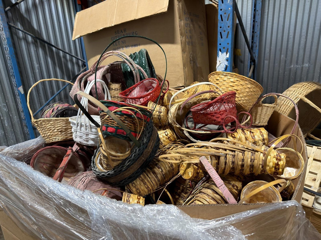 Baskets (large lot)