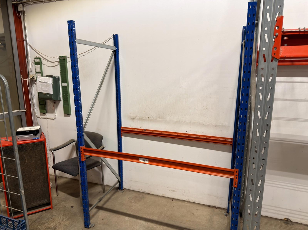 Pallet racking & shelving, etc.