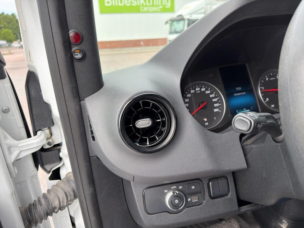 Kylbil Mercedes-Benz Sprinter 516 CDI volymskåp (163hk) -2019
