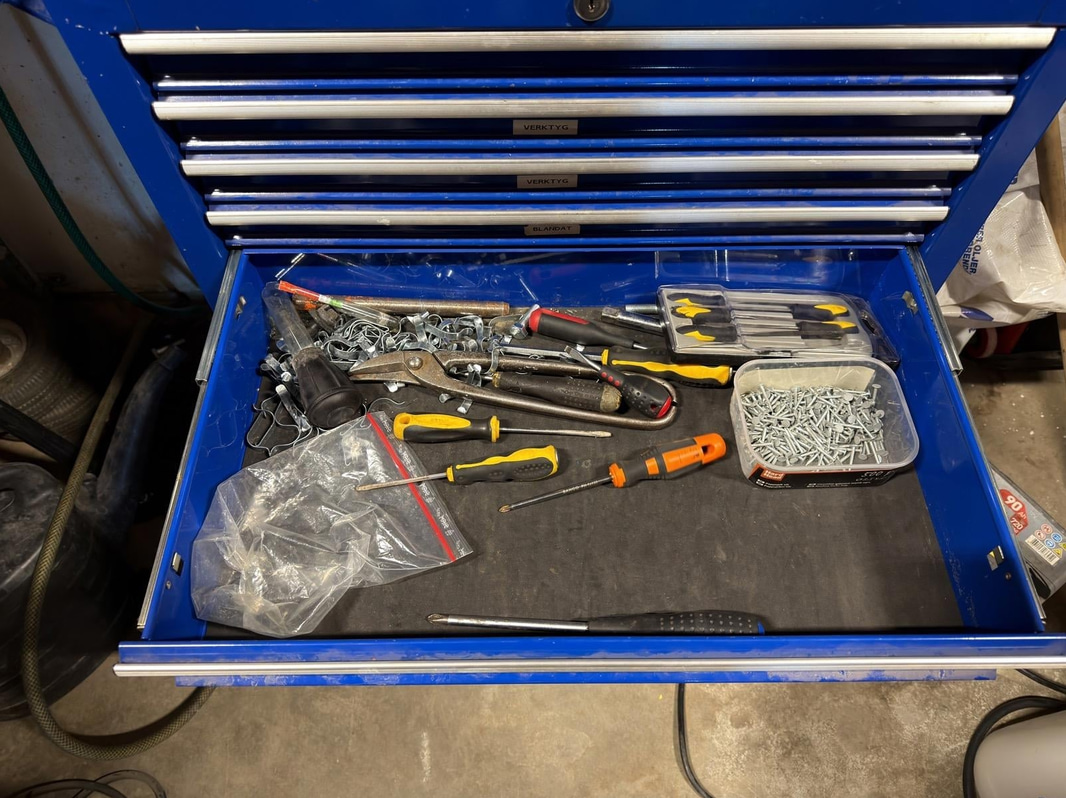 Biltema tool trolley with contents