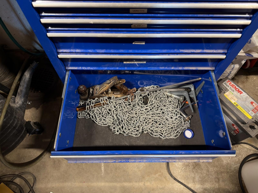 Biltema tool trolley with contents