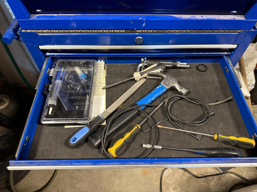 Biltema tool trolley with contents