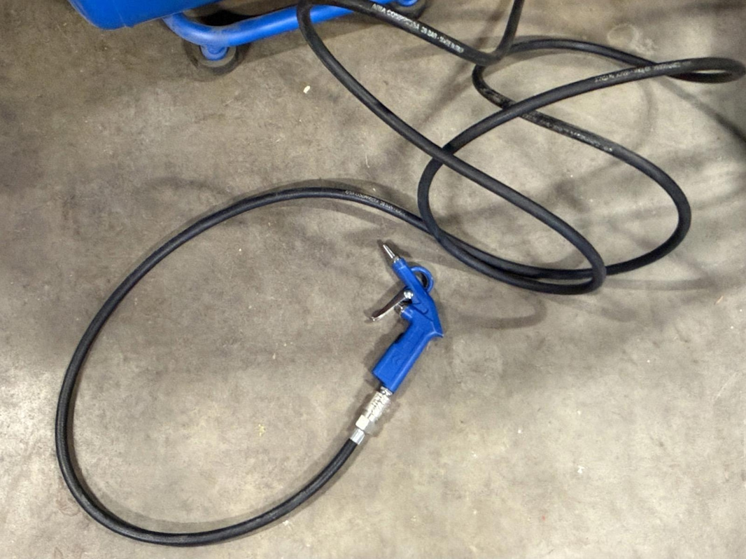 Biltema 30V-24 Compressor, 90 L
