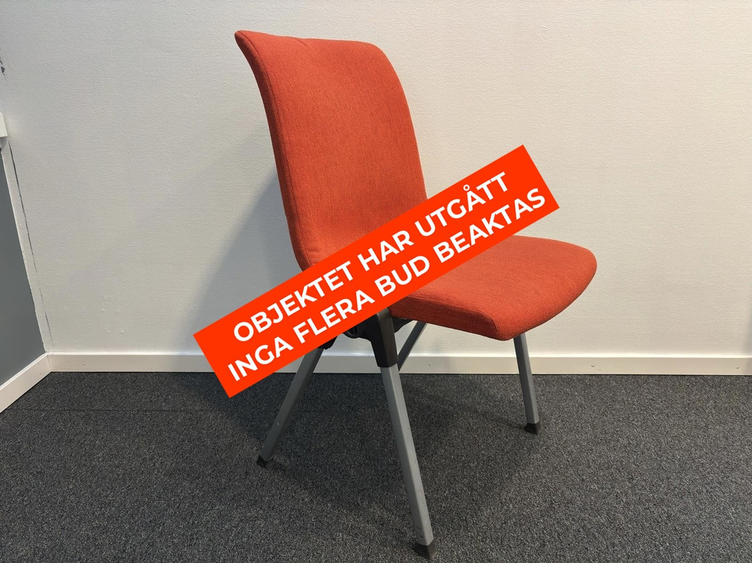 Office desk including 8 HÅG office chairs