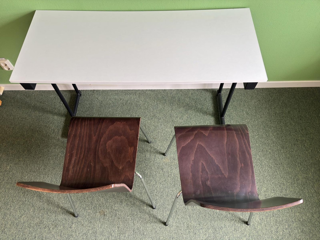 Folding table incl. 2 chairs