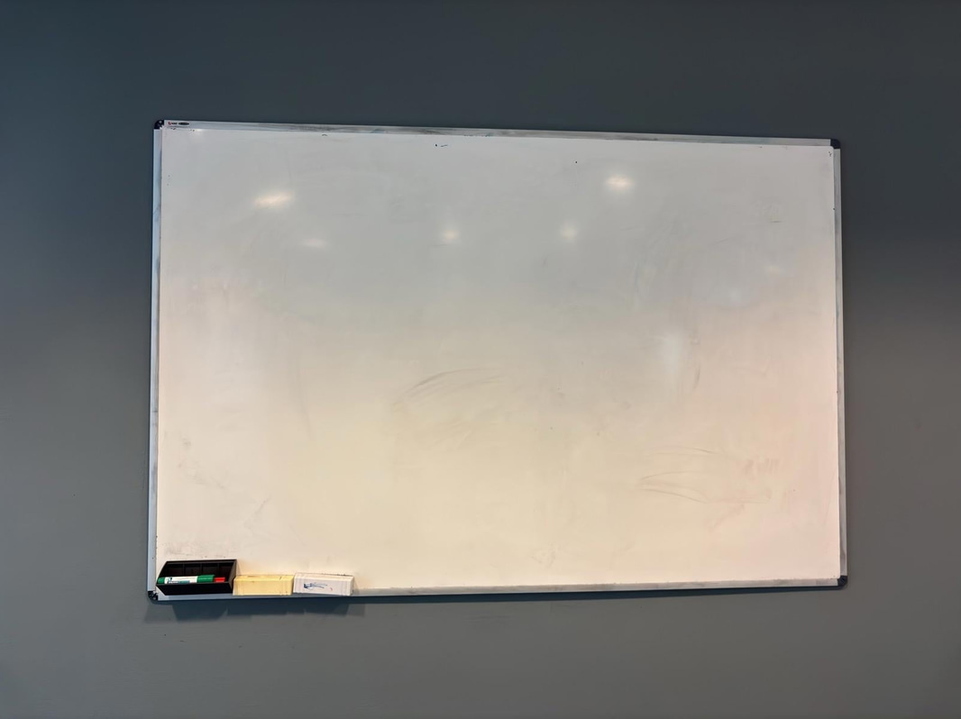 2 st. Whiteboard, olika storlekar