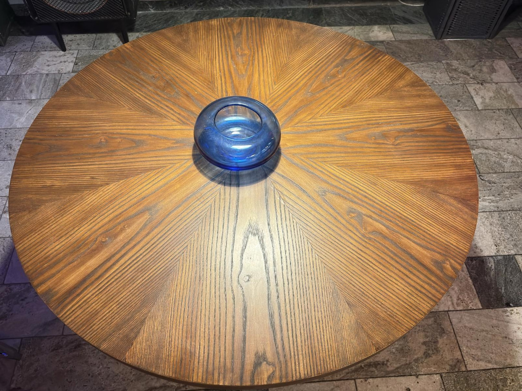 Round table