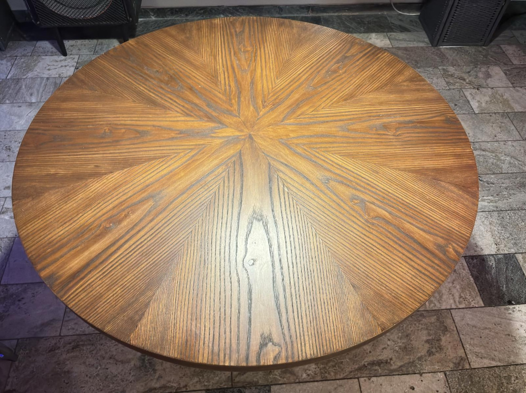 Round table
