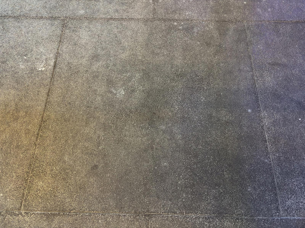 Gym flooring, approx. 270 m²