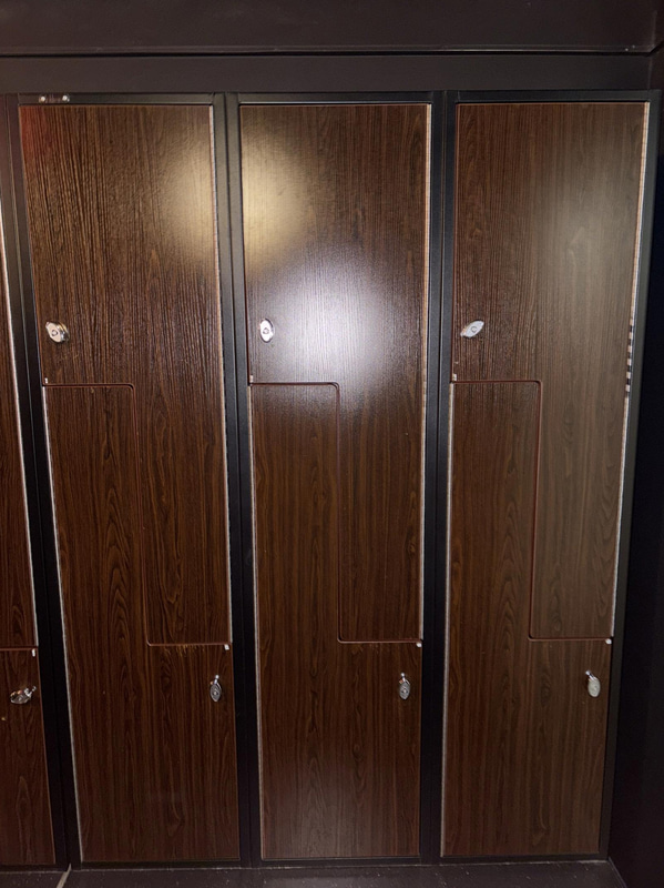 12 Gymleco lockers