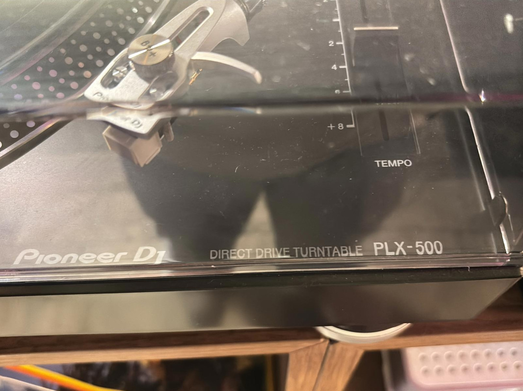 2 st. Högtalare inkl 2 st. skivspelare och mixer Pioneer