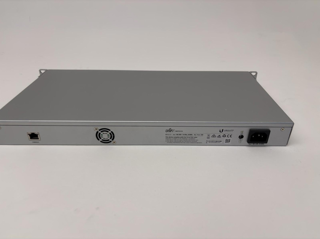 Ubiquiti US24 24-port switch