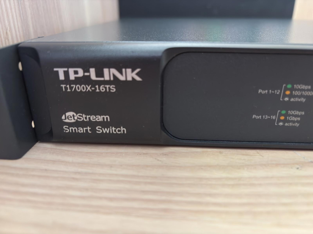Switch TP-Link T1700X-16TS 12-port