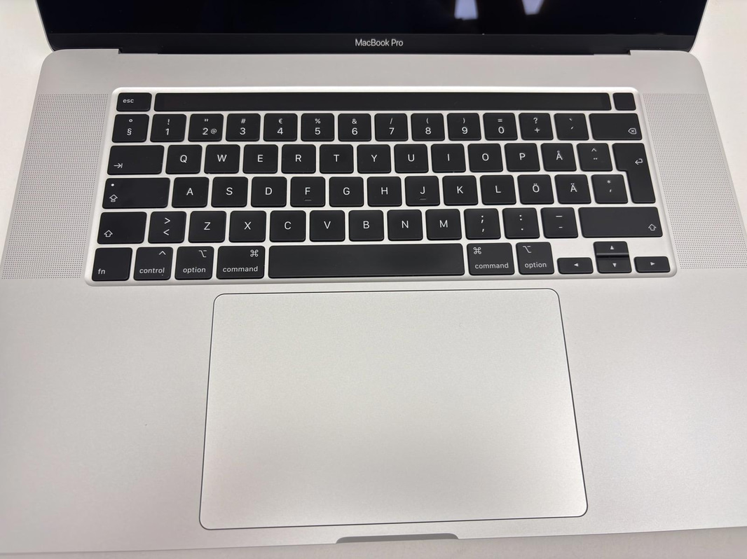 Bärbar dator Apple MacBook Pro 16-tum (2019)