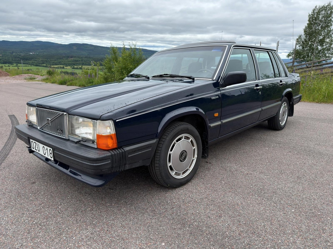 Veteranbil Volvo 744-883 GL/E-PKT -1989 | 8100 mil