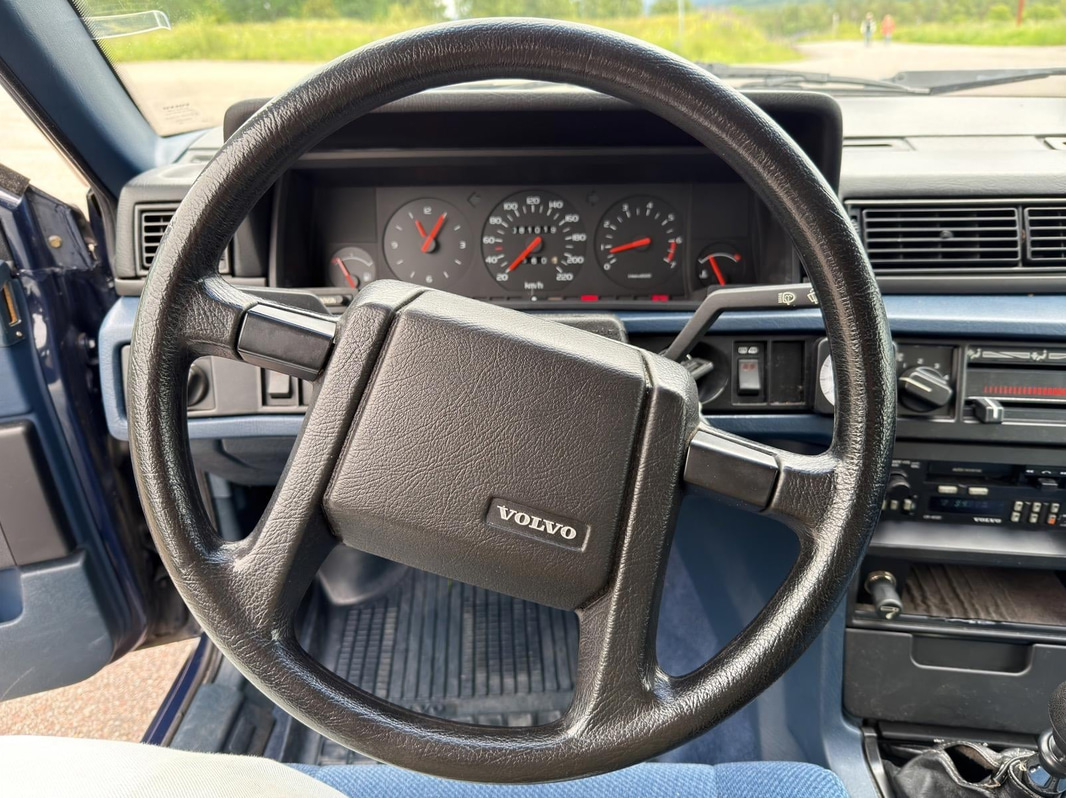 Veteranbil Volvo 744-883 GL/E-PKT -1989 | 8100 mil