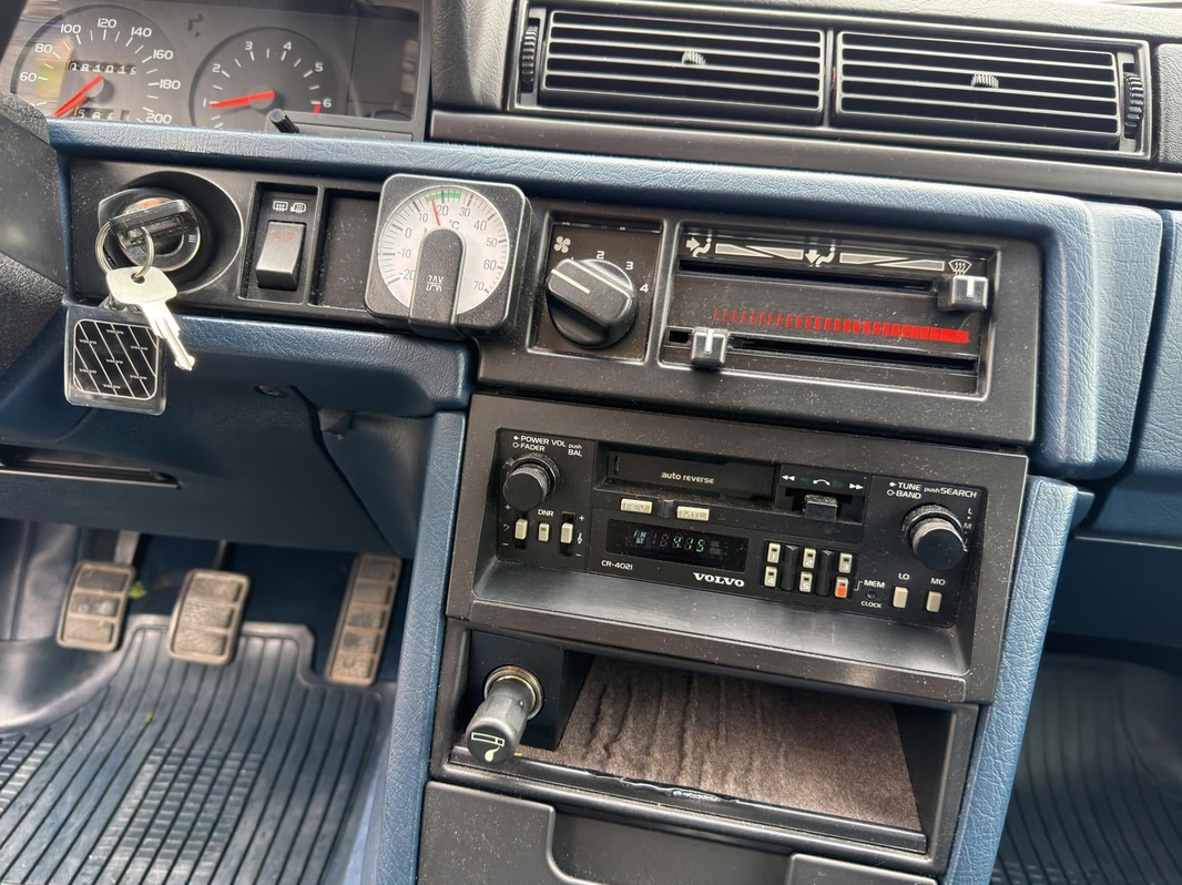 Veteranbil Volvo 744-883 GL/E-PKT -1989 | 8100 mil