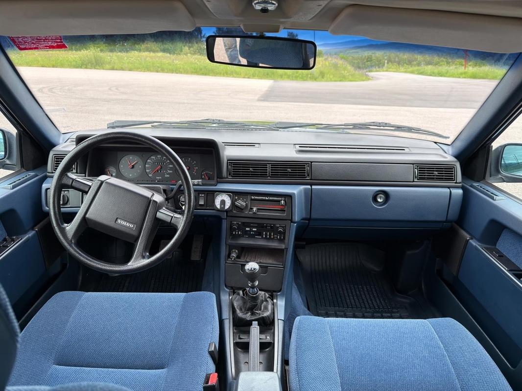 Veteranbil Volvo 744-883 GL/E-PKT -1989 | 8100 mil