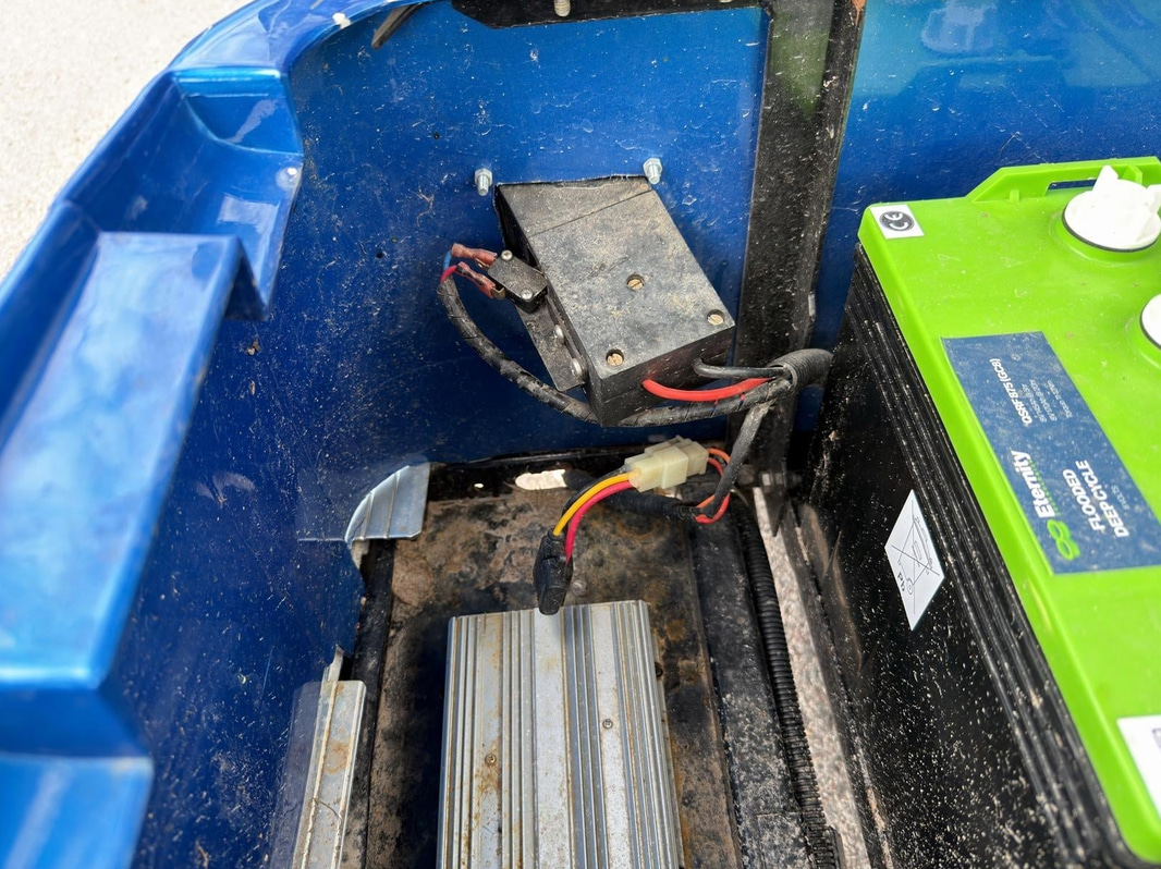 Golf Cart EZ-GO TXT | Reupholstered | New batteries