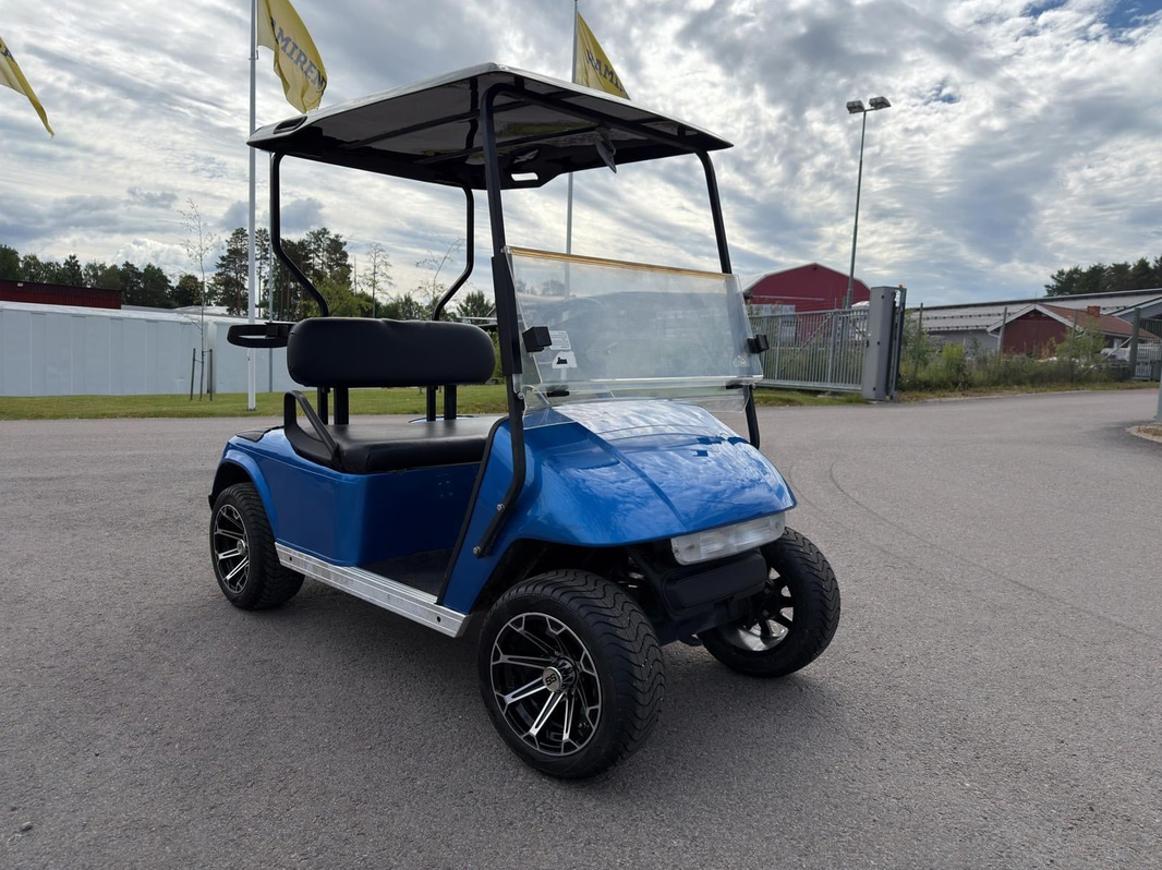 Golf Cart EZ-GO TXT | Reupholstered | New batteries