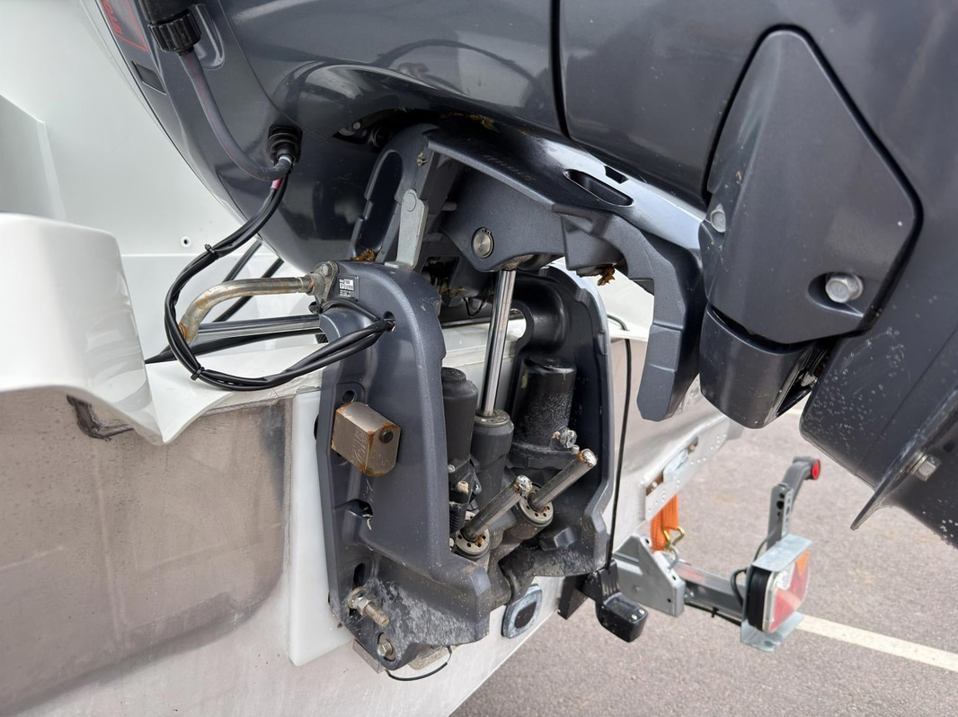 Motorboat Yamarin Cross 62 BR | Yamaha F150 | Only 56 hrs | Aluminium Hull