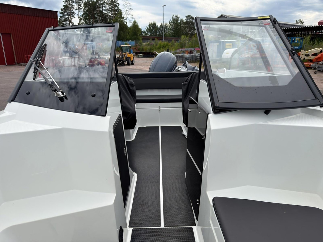 Motorboat Yamarin Cross 62 BR | Yamaha F150 | Only 56 hrs | Aluminium Hull