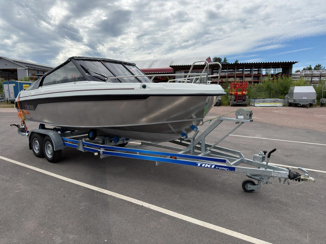 Motorboat Yamarin Cross 62 BR | Yamaha F150 | Only 56 hrs | Aluminium Hull