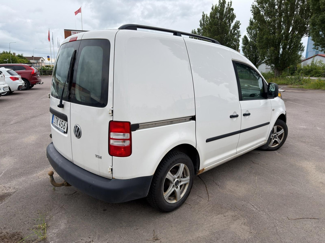 Volkswagen Caddy 1.6 TDI Panel Van (75 hp) -2015