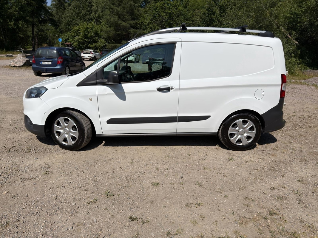 Ford Transit Courier 1.0T EcoBoost (100 hp)-2018