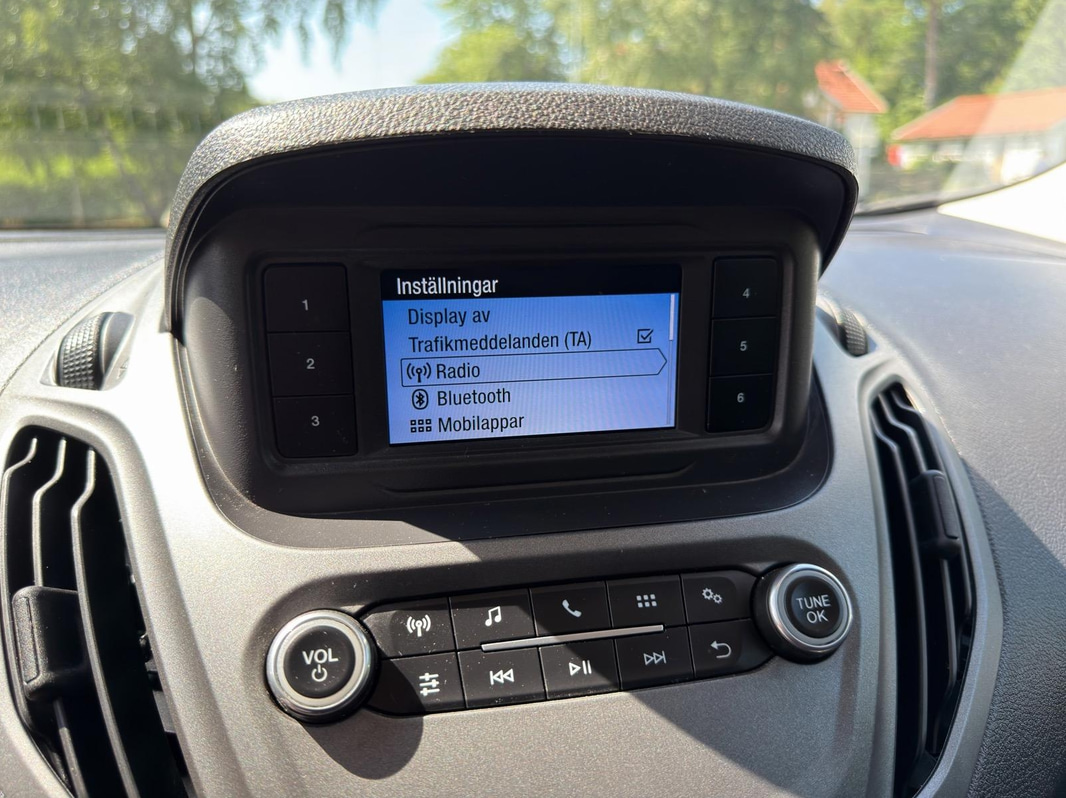 Ford Transit Courier 1.0T EcoBoost (100 hp)-2018