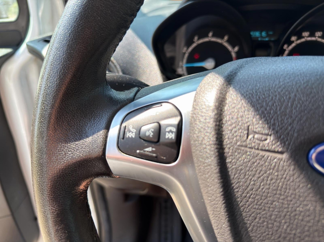 Ford Transit Courier 1.0T EcoBoost (100 hp)-2018