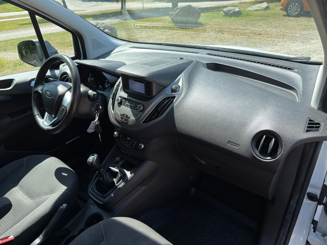 Ford Transit Courier 1.0T EcoBoost (100 hp)-2018