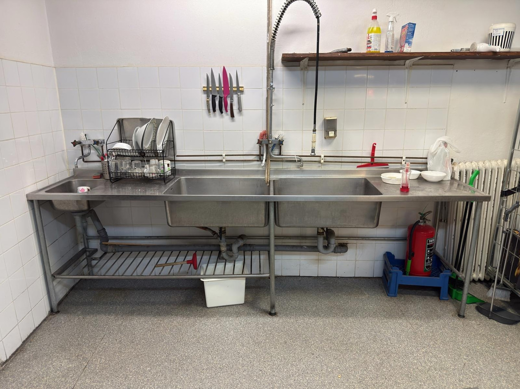 Rostfri diskbänk med hoar | 290x60x89 cm