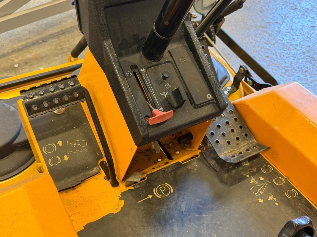 Ride-on lawn mower, Stiga Park P401