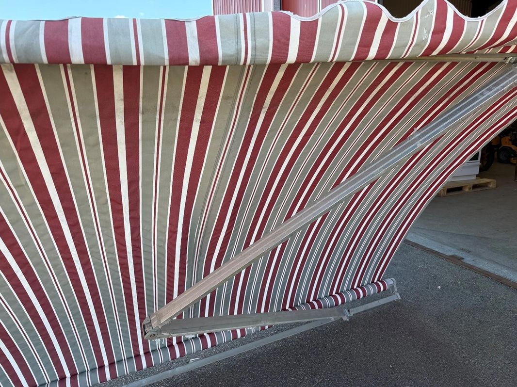 2 st markiser, 450x300 cm