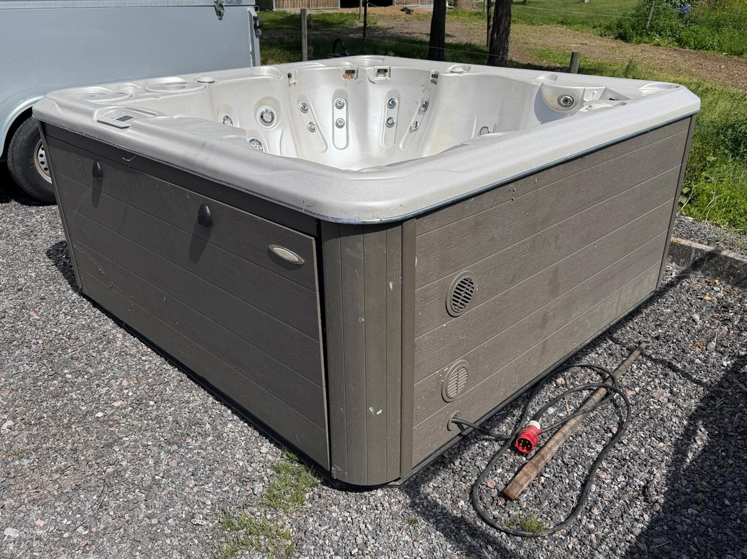 Spabad, Hydropool HSCE670G