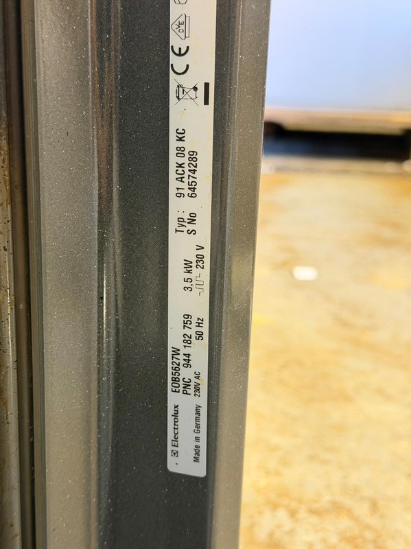 Ugn Electrolux EOB5647V, 3,5 kW