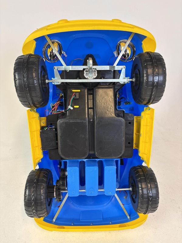 (NEW) Battery-powered ride-on toy car, Romantic City KL-03, blue/yellow