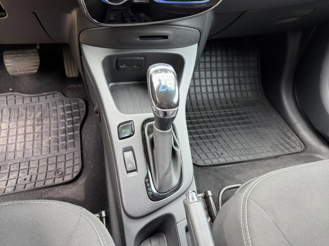 iRenault Zoe 41kWh R90 (92 hp) -2018