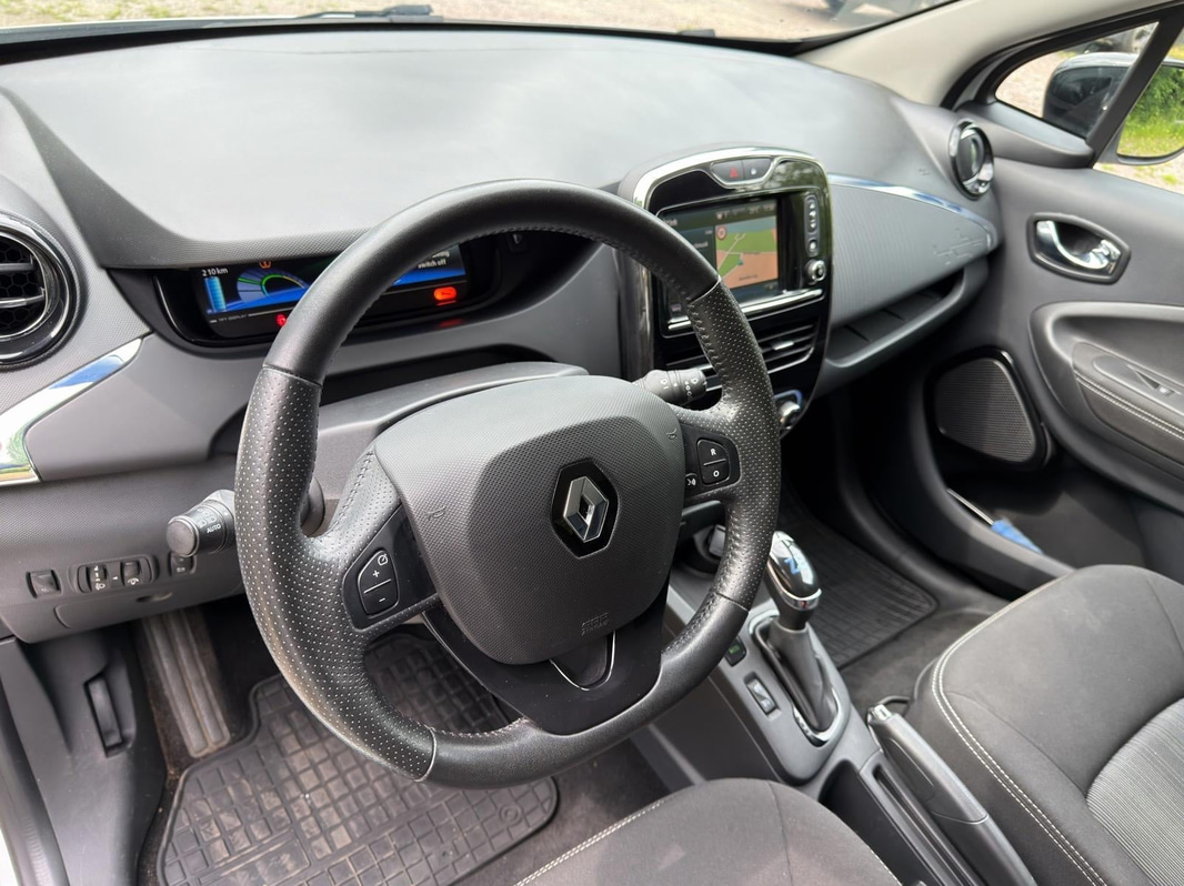 iRenault Zoe 41kWh R90 (92 hp) -2018