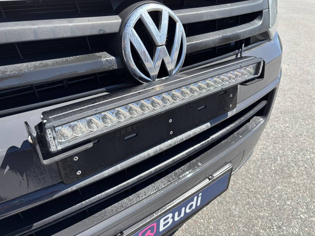 Volkswagen Transporter 2.0 TDI Flatbed Truck - 2011 | Tipper