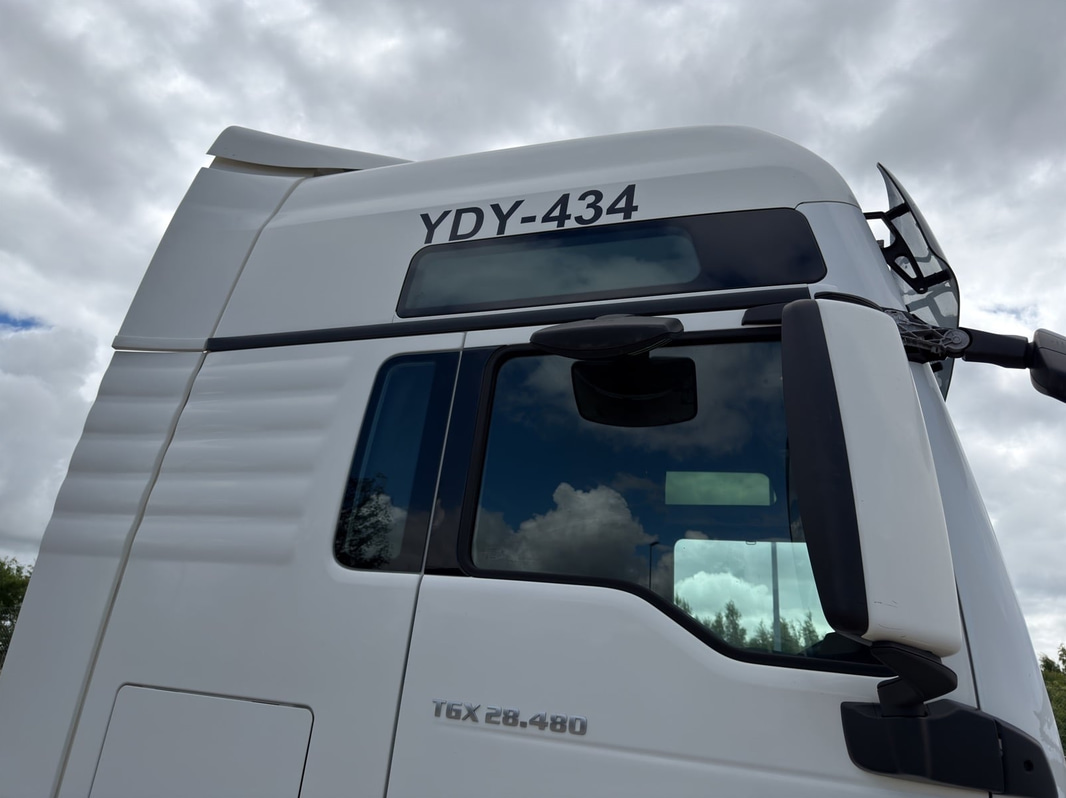 Tractor unit MAN TGX 28.480 6X2-2 -2016