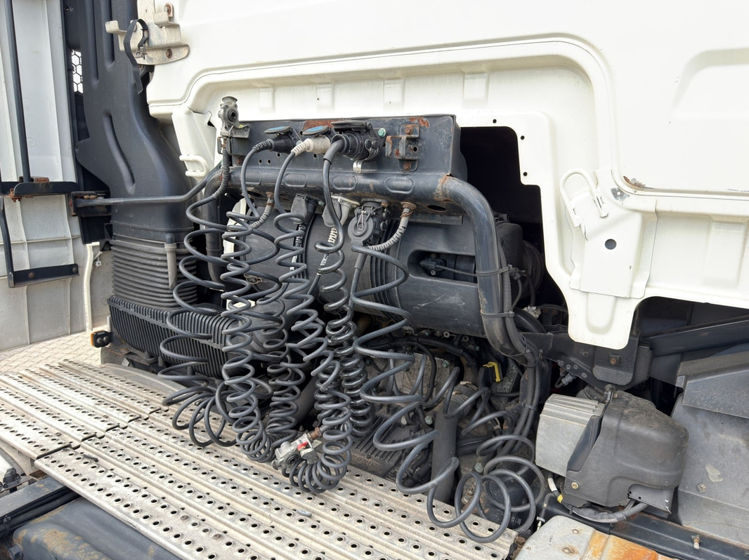 Tractor unit MAN TGX 28.480 6X2-2 -2016