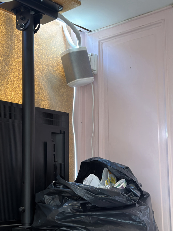 4 Sonos Play:1 wireless speakers