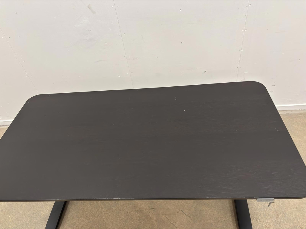 Höj- och sänkbart Skrivbord  Ikea Bekat